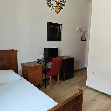 Hotel Park Птуй Екстериор снимка