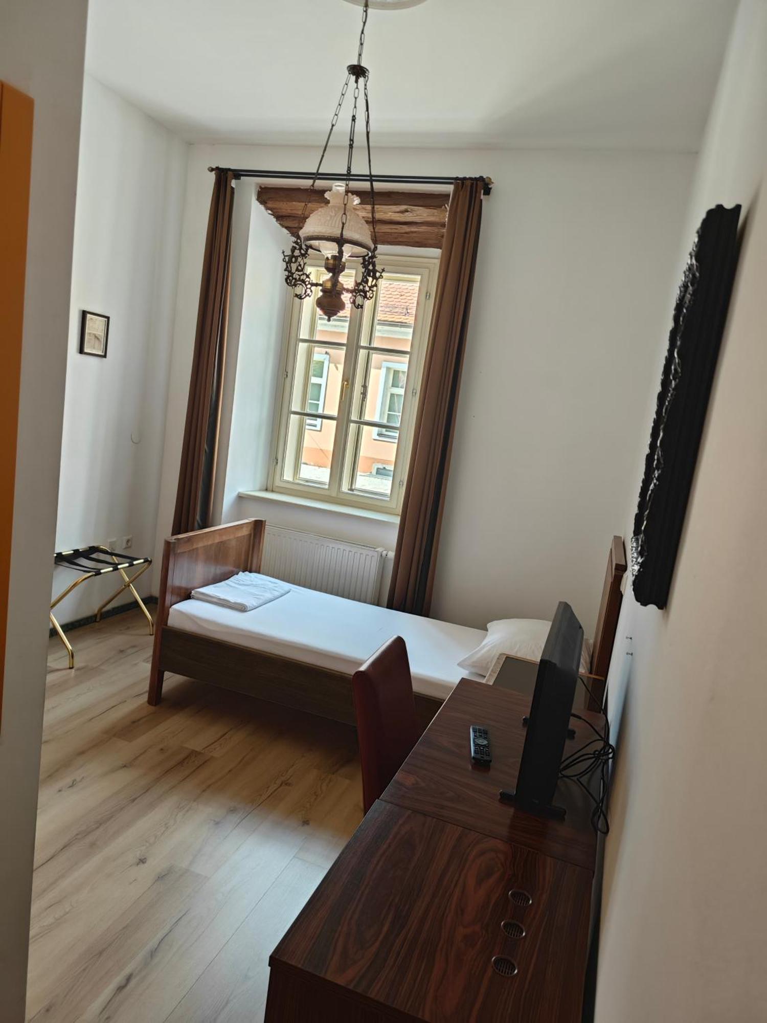 Hotel Park Птуй Екстериор снимка