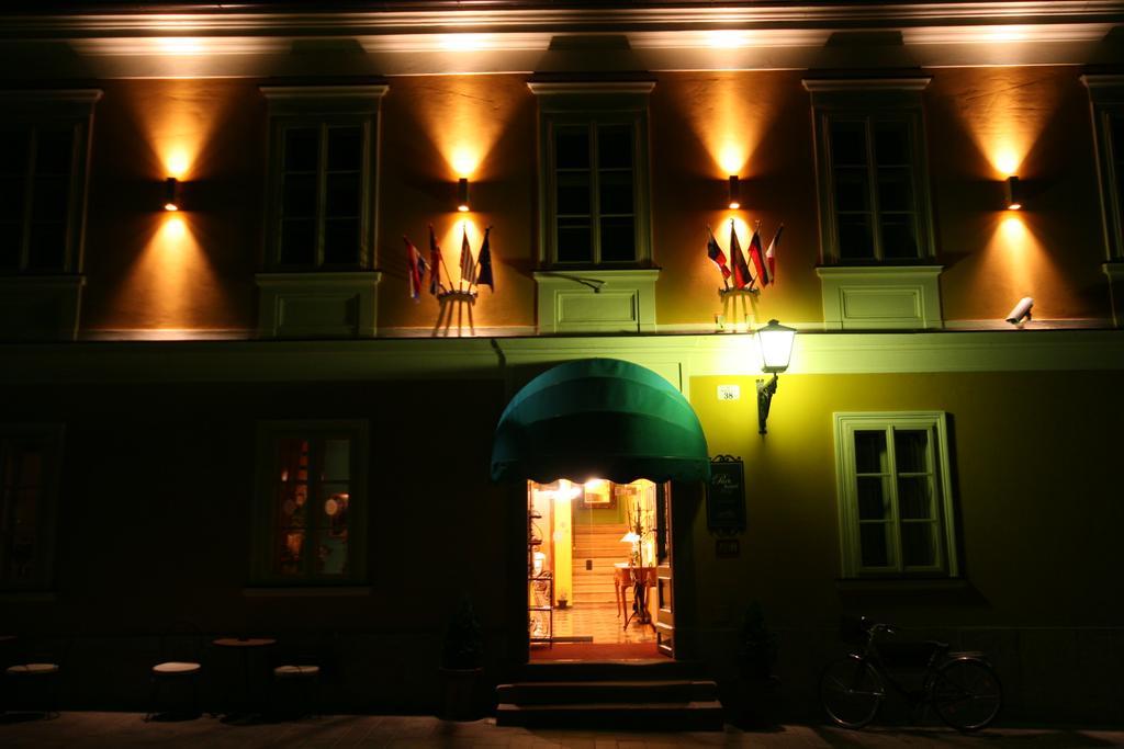 Hotel Park Птуй Екстериор снимка