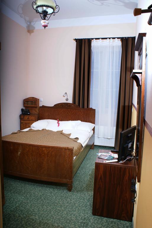 Hotel Park Птуй Екстериор снимка