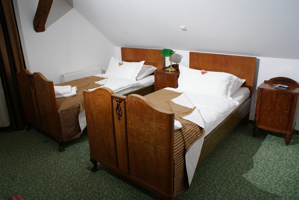 Hotel Park Птуй Екстериор снимка