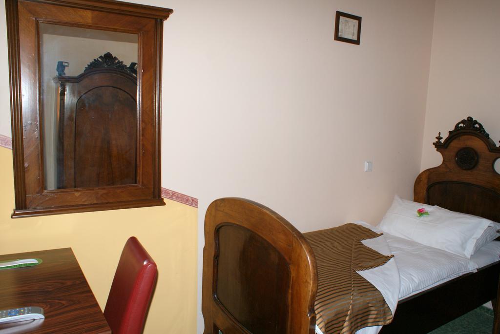 Hotel Park Птуй Екстериор снимка