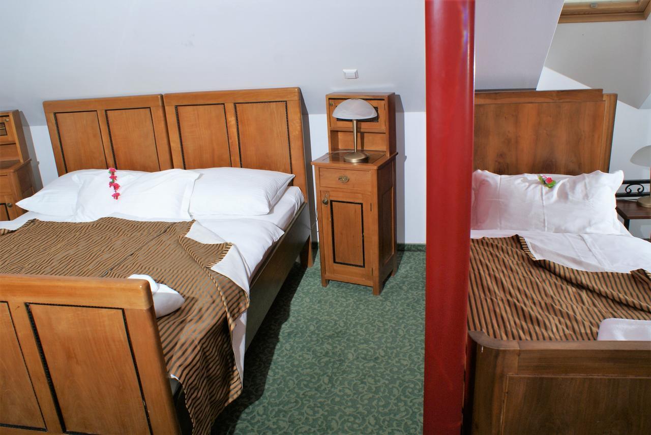 Hotel Park Птуй Екстериор снимка