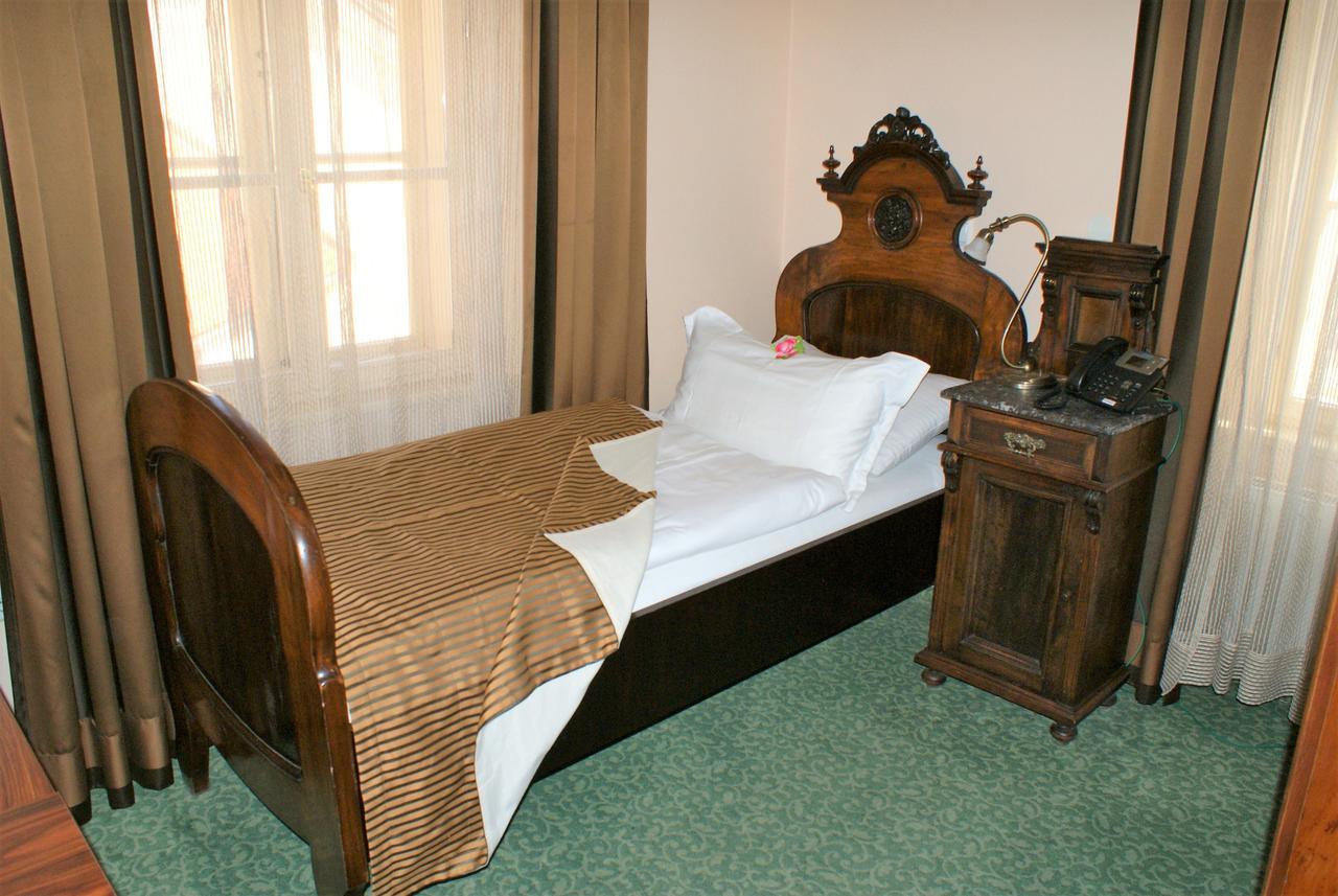 Hotel Park Птуй Екстериор снимка