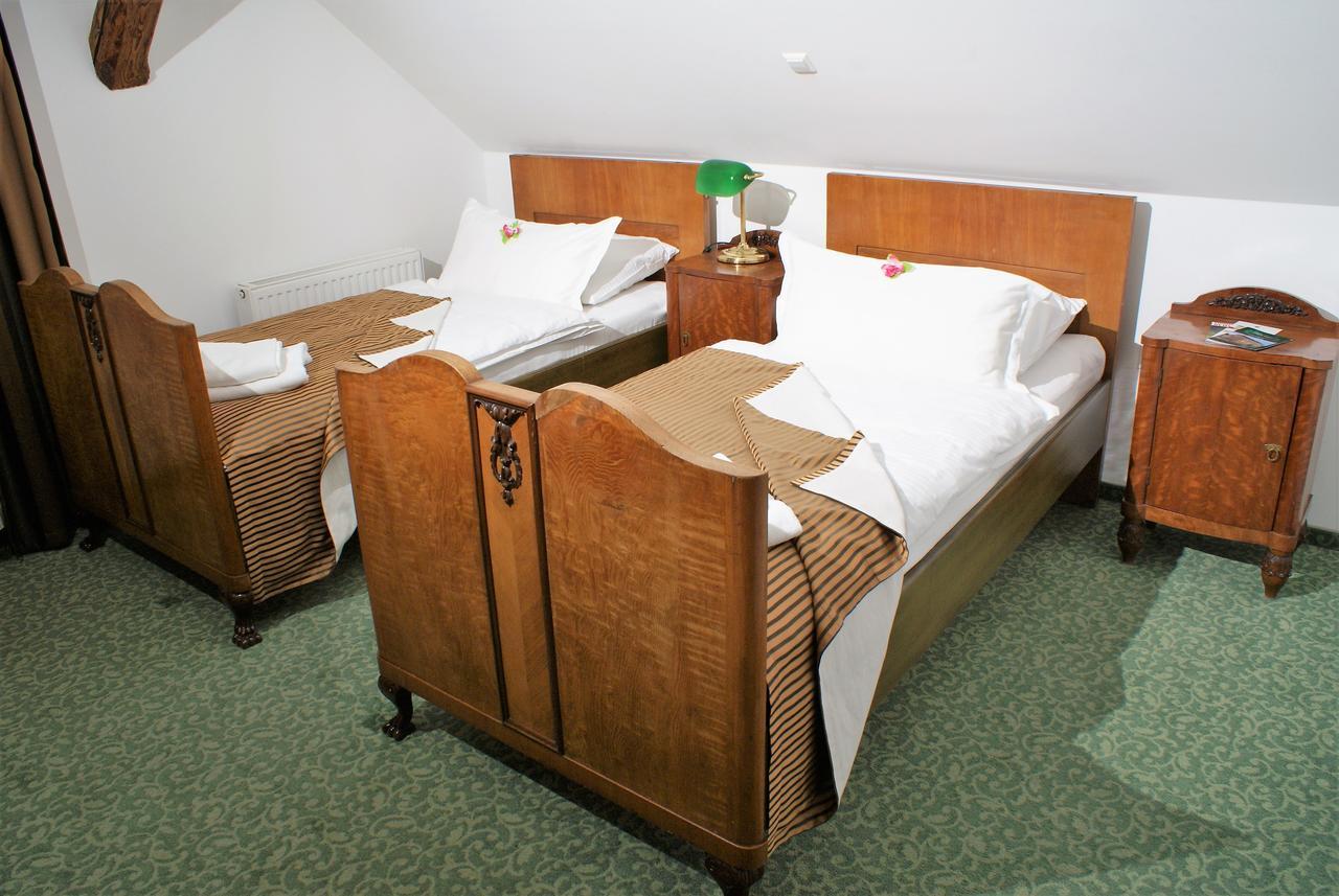 Hotel Park Птуй Екстериор снимка