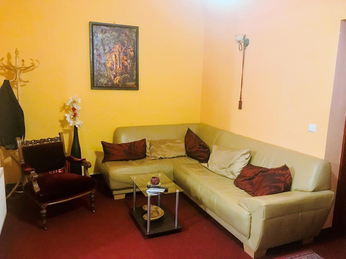 Hotel Park Птуй Екстериор снимка
