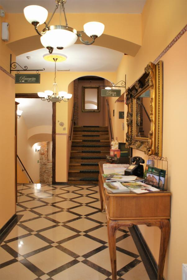 Hotel Park Птуй Екстериор снимка