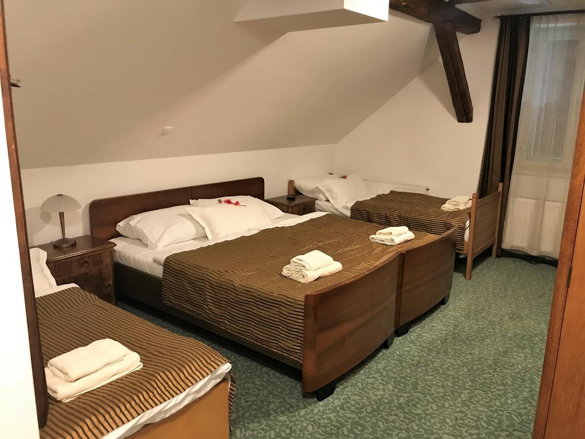 Hotel Park Птуй Екстериор снимка
